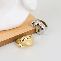 High-End Women's Rings with Concave and Convex Design