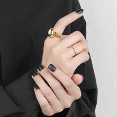 High-End Women's Rings with Concave and Convex Design